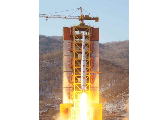 북한 광명성 4호에 관측장비 탑재 주장